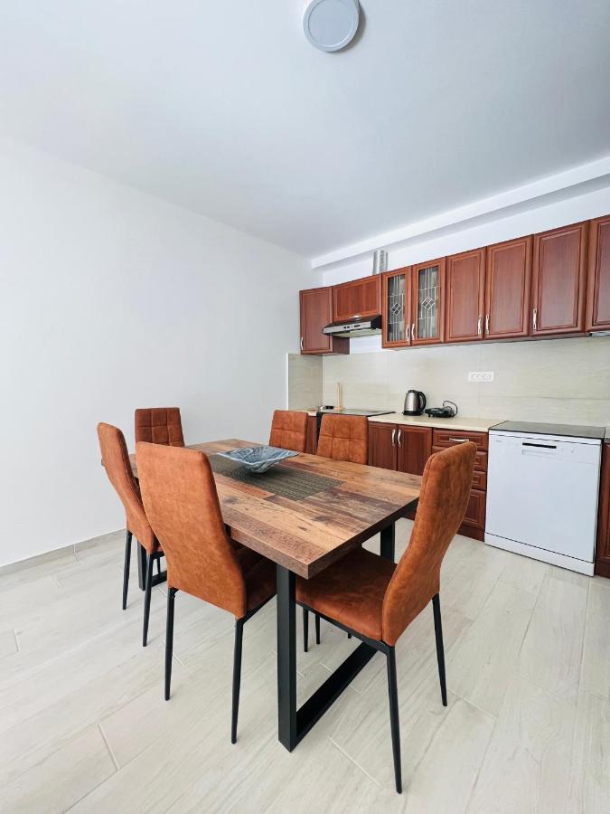 Apartment With Terrace And Private Parking Котор Экстерьер фото