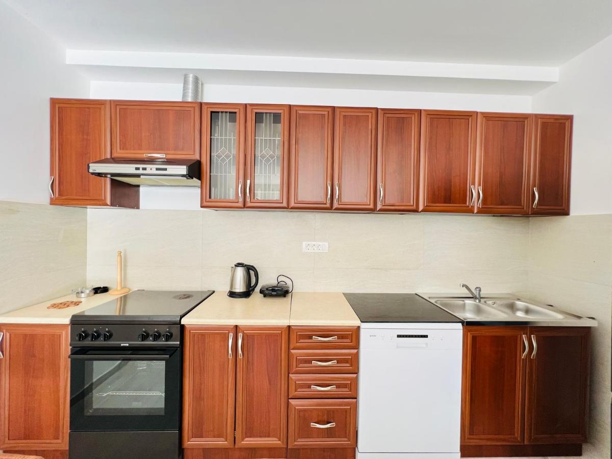 Apartment With Terrace And Private Parking Котор Экстерьер фото