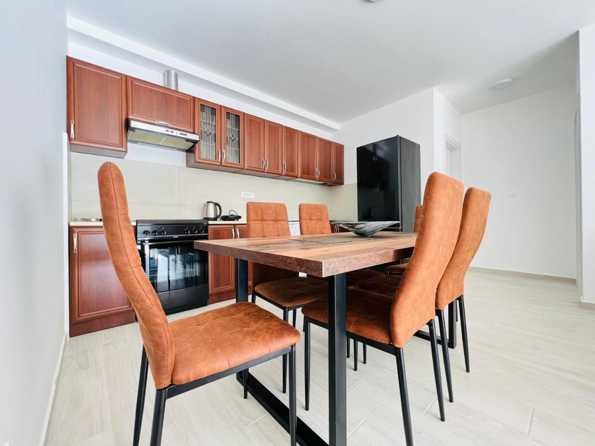 Apartment With Terrace And Private Parking Котор Экстерьер фото