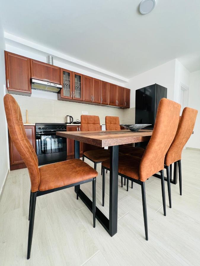 Apartment With Terrace And Private Parking Котор Экстерьер фото