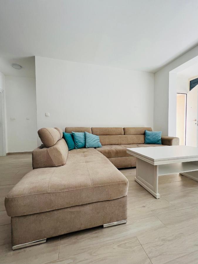 Apartment With Terrace And Private Parking Котор Экстерьер фото