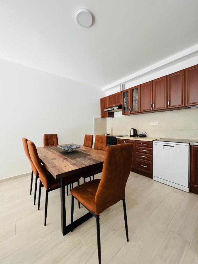 Apartment With Terrace And Private Parking Котор Экстерьер фото