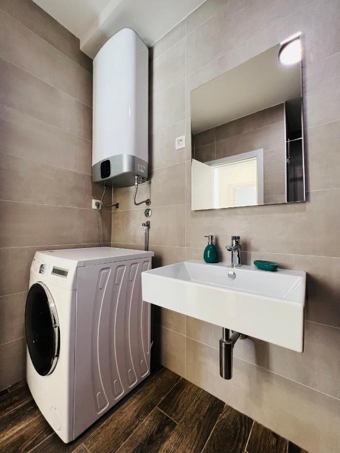 Apartment With Terrace And Private Parking Котор Экстерьер фото