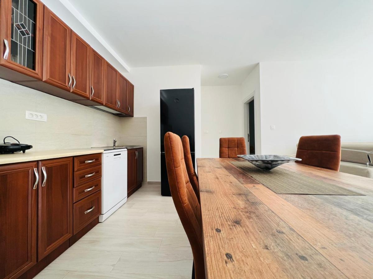 Apartment With Terrace And Private Parking Котор Экстерьер фото